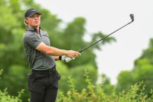 Read more about the article Frankie Capan III withstands wind to win Nationwide Children’s Hospital Championship