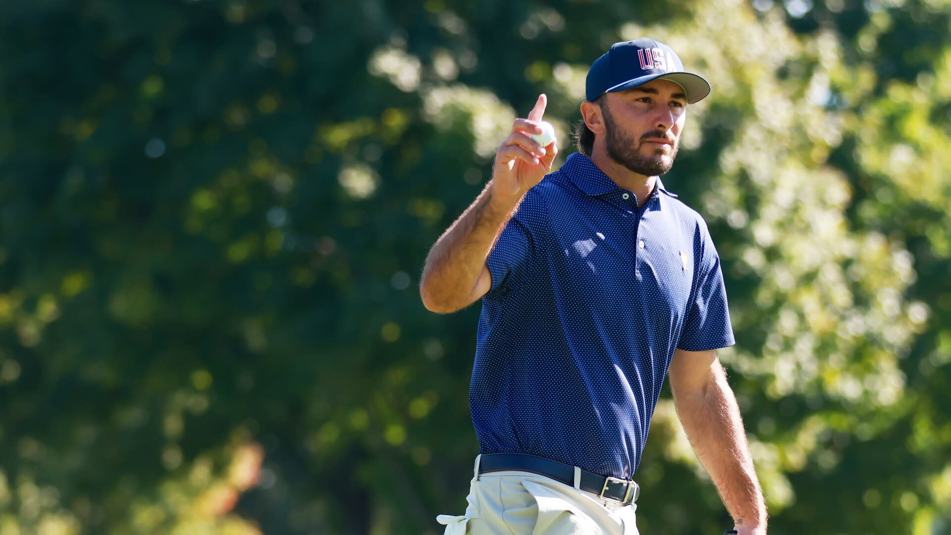 You are currently viewing Max Homa holes out, but Kevin Kisner doesn’t take shirt off – yet