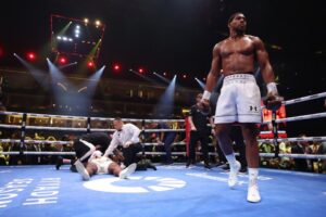 Read more about the article Anthony Joshua had five-word verdict after knocking out Francis Ngannou with ‘biggest right hand’