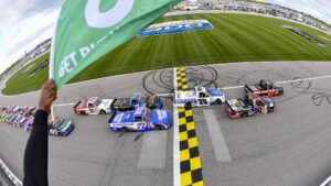 Read more about the article Friday schedule for NASCAR at Kansas Speedway