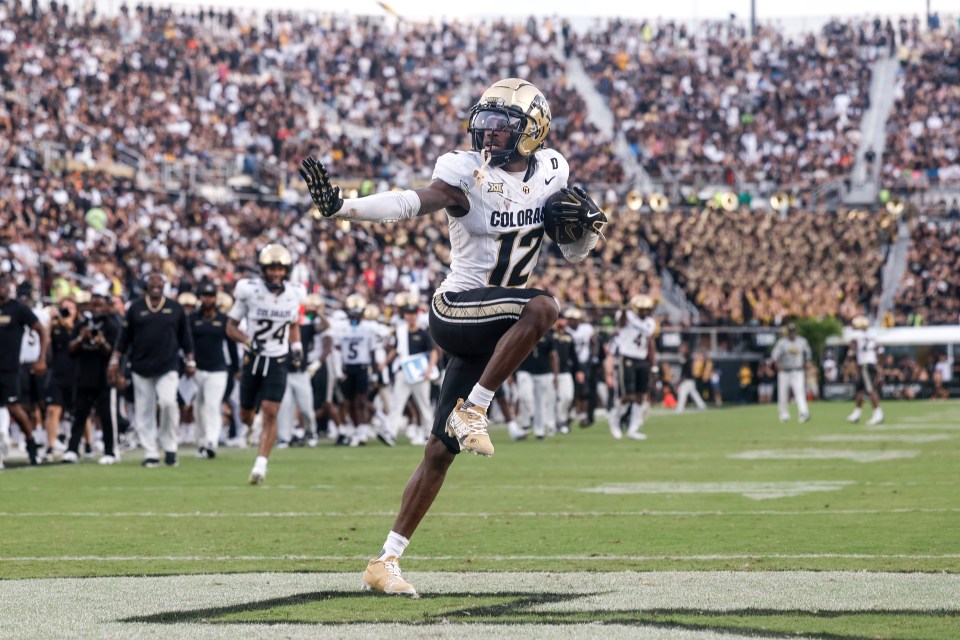 You are currently viewing ‘Generational’ Colorado Buffaloes star Travis Hunter tipped to match feat only achieved by one man after inspiring upset victory