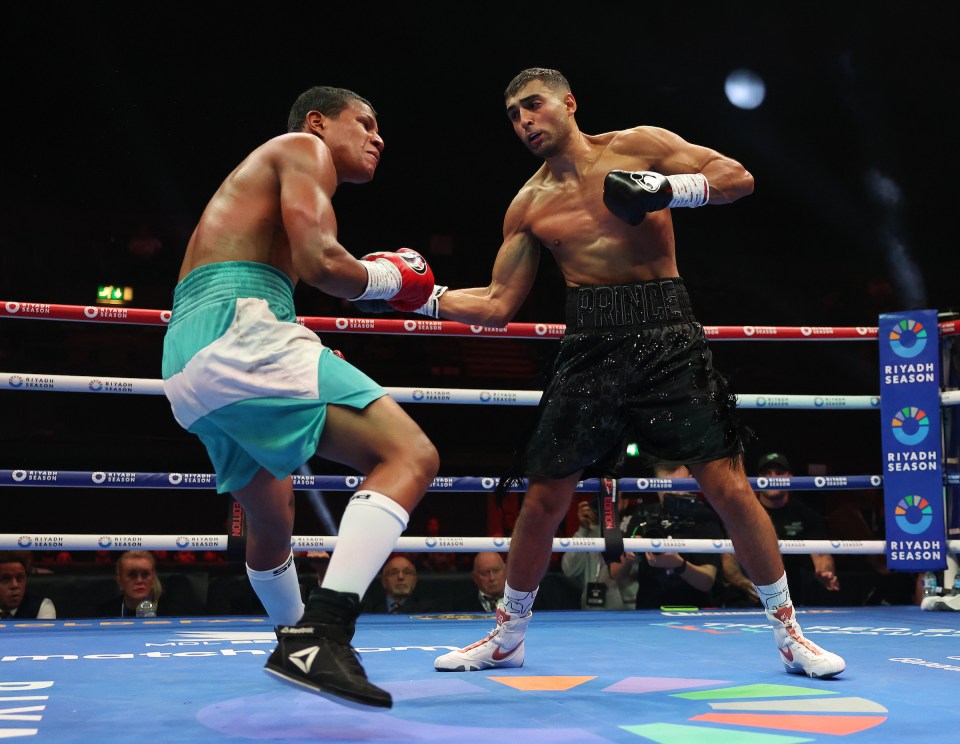 Read more about the article ‘Looks sharp’ – Prince Naseem Hamed’s son cruises to win on unique Anthony Joshua vs Daniel Dubois workout bill