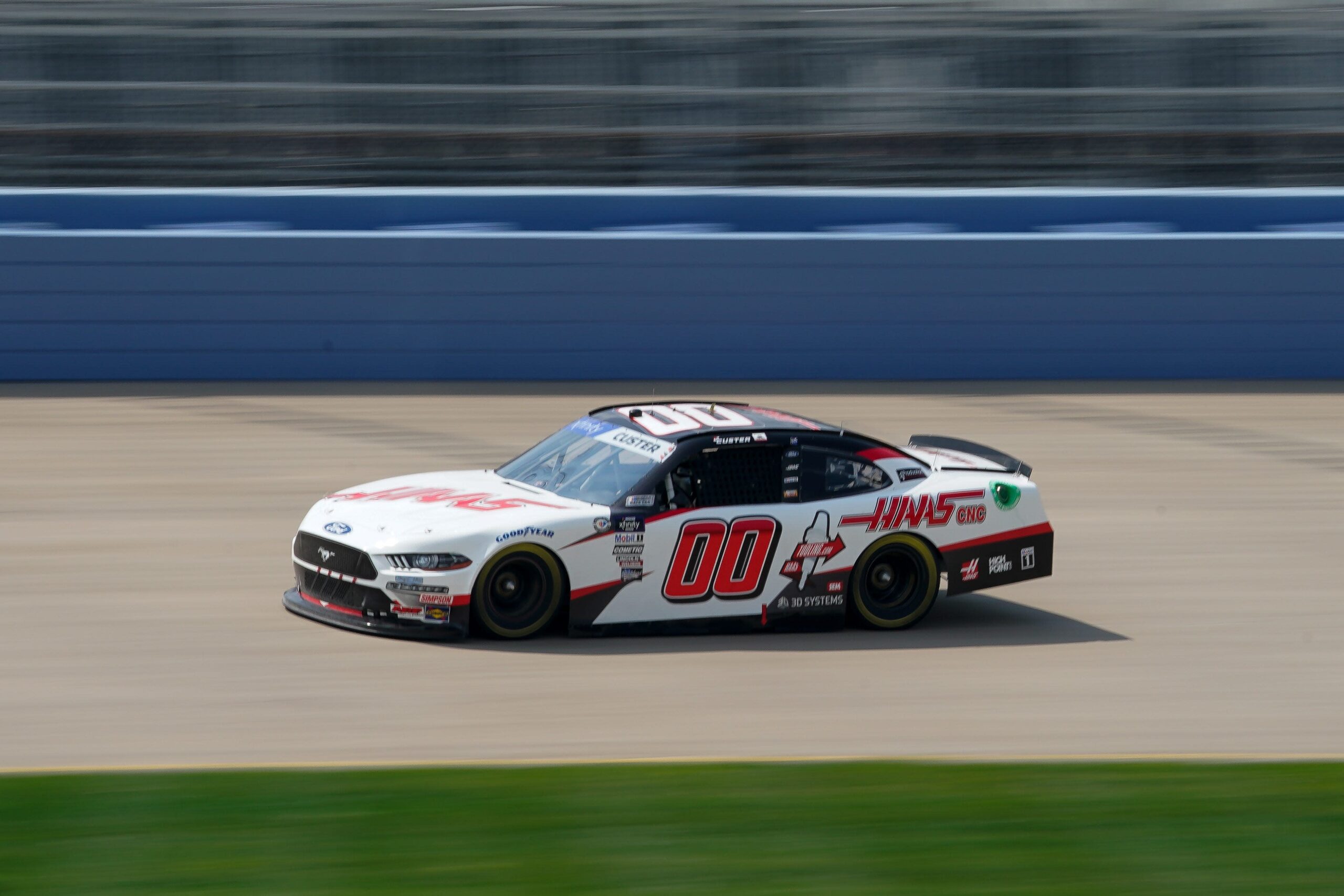 You are currently viewing Who won NASCAR Xfinity race at Bristol? Winner is Cole Custer, plus full results