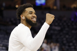 Read more about the article Fantasy impact of Knicks-Timberwolves trade: Karl-Anthony Towns an early winner ahead of training camp