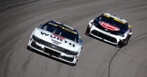 Read more about the article Ryan Blaney, Christopher Bell salvage top 10s after Kansas miscues