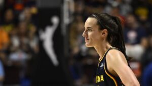 Read more about the article Caitlin Clark has ‘Welcome to Playoff Basketball’ moment, struggles as Sun blowout Fever 93-69