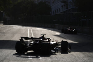 Read more about the article Leclerc qualifies on pole for the Azerbaijan Grand Prix. Title challenger Norris 17th