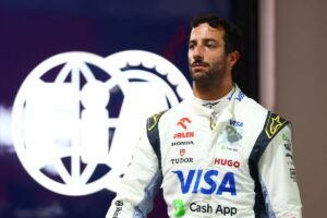 Read more about the article Daniel Ricciardo offered F1 lifeline with new role at Red Bull