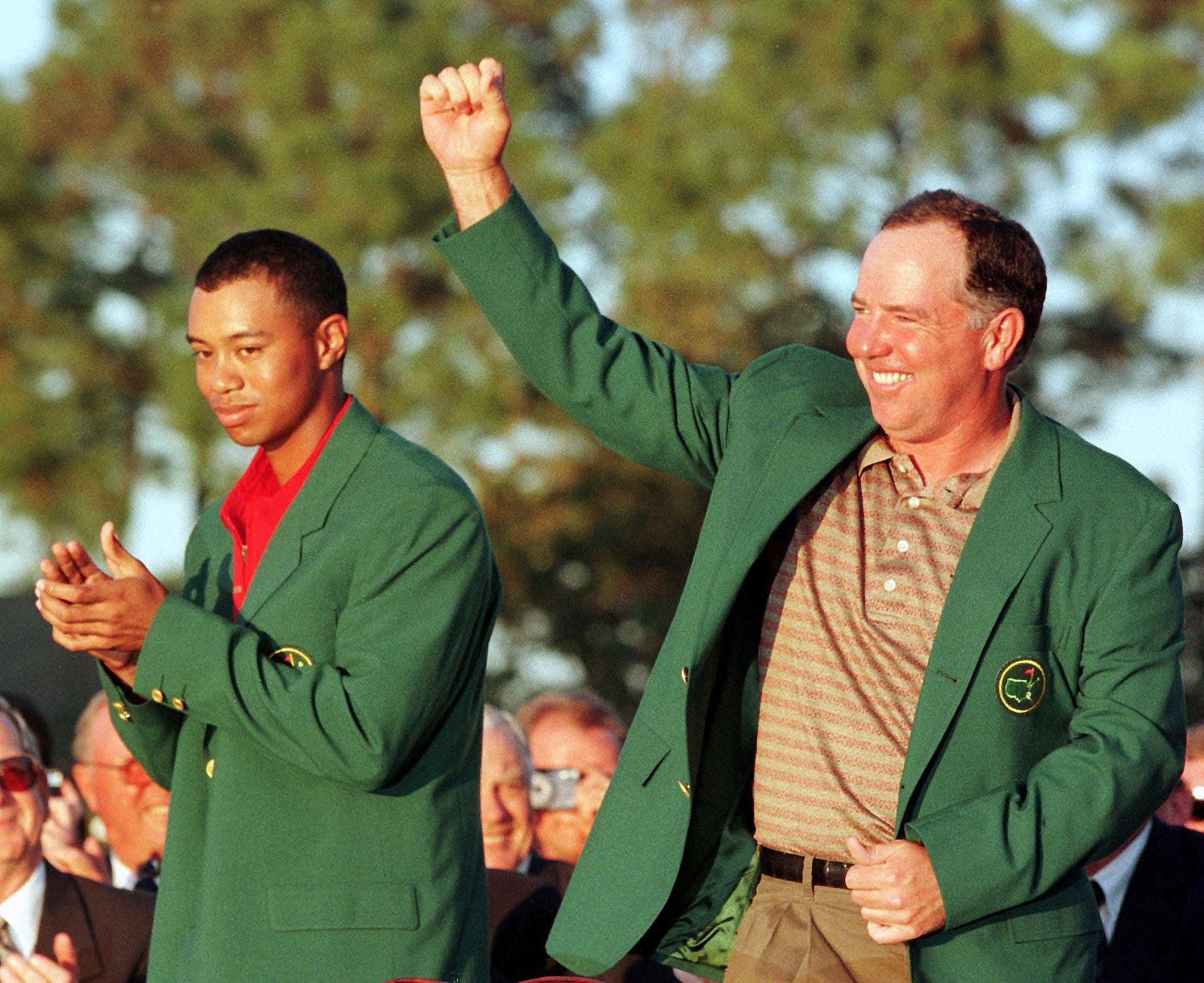 You are currently viewing Hall of Famer Mark O’Meara announces retirement from professional golf. See his career in photos