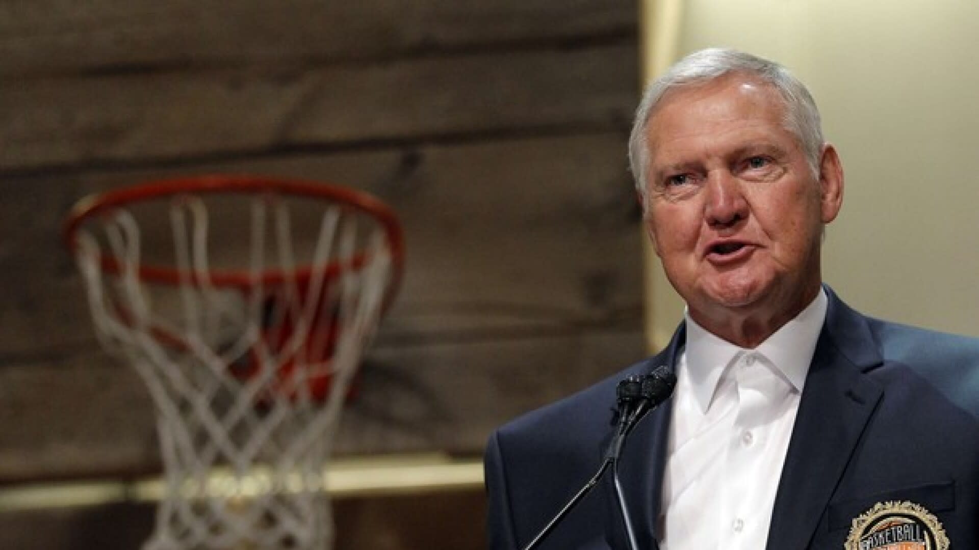 Read more about the article Kareem Abdul-Jabbar, Magic Johnson, Shaquille O’Neal, among stars presenting Jerry West in Hall of Fame