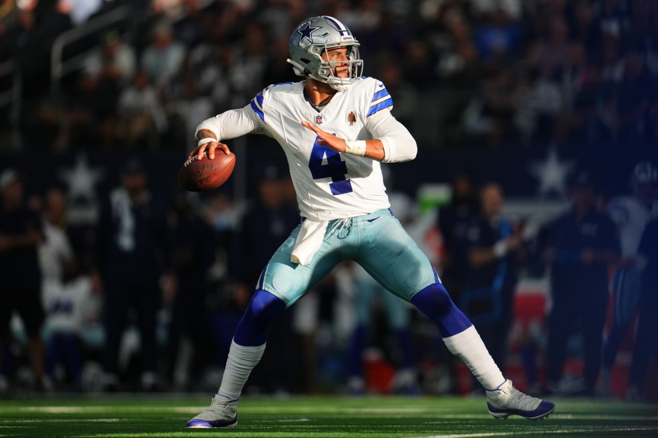 You are currently viewing ‘Dead on arrival’ – Dak Prescott and $240m contract isn’t Cowboys’ biggest problem, as ‘horrible’ Dallas tries to save season on Thursday Night Football