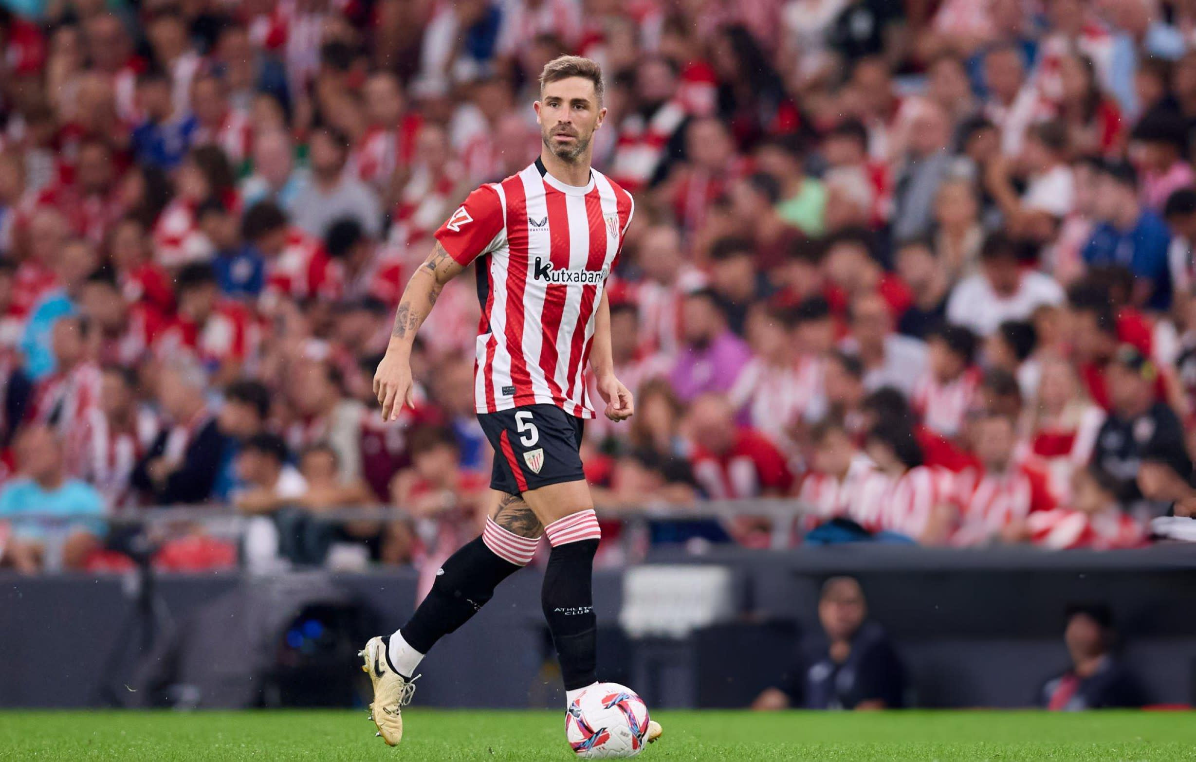 You are currently viewing Athletic Club defensive woes continue as veteran ruled out for several weeks with hamstring problem