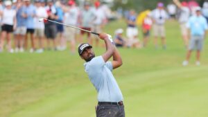 Read more about the article The crazy superstition that had Sahith Theegala playing two 8-irons at Tour Championship