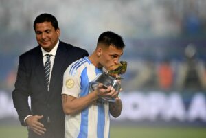 Read more about the article Lautaro Martinez: ‘Ready to compete’ for Ballon d’Or 2024