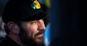 Read more about the article Analysis: It’s time for Martin Truex Jr. to have a get-off-my-lawn moment