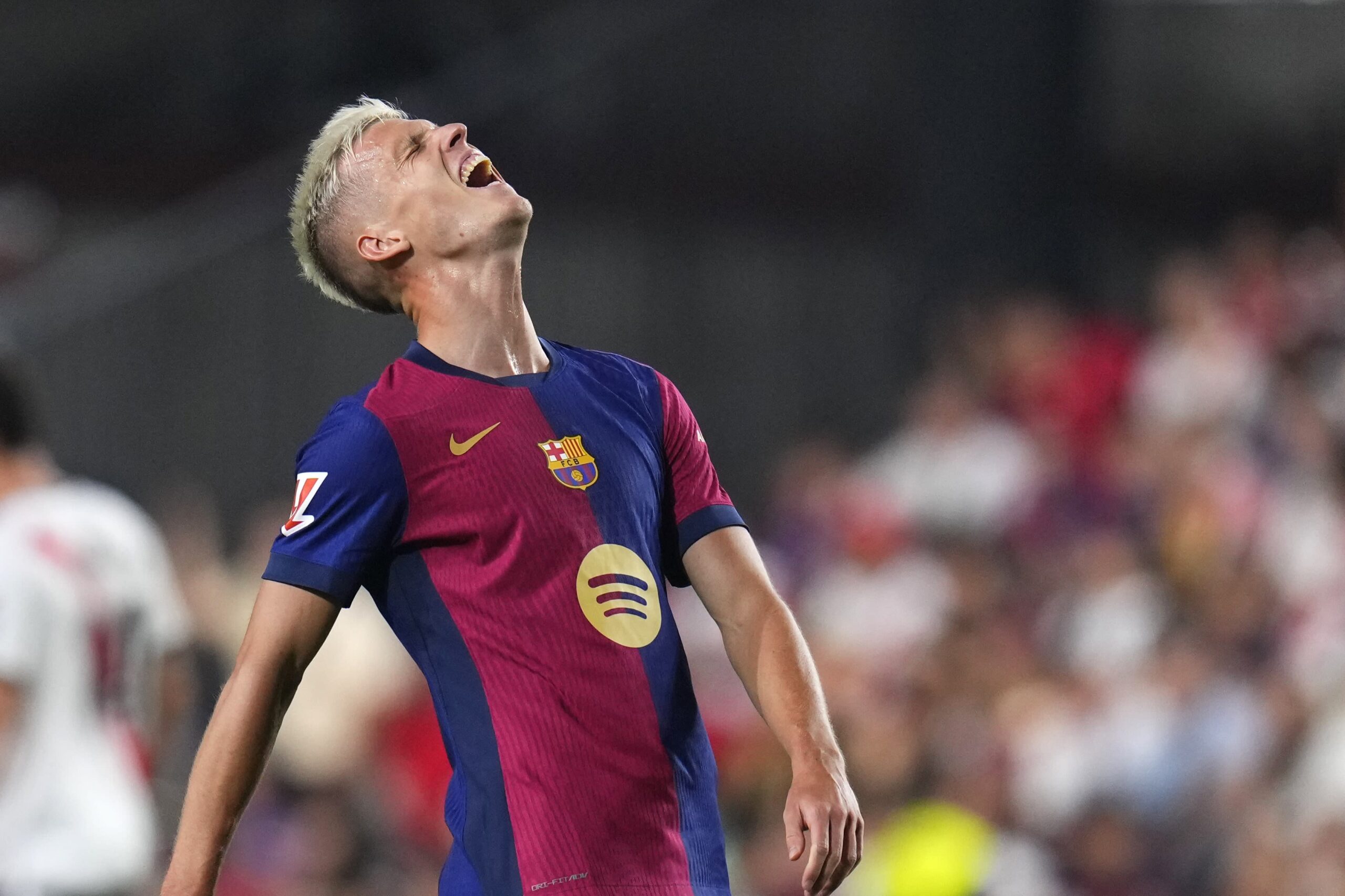 You are currently viewing Barcelona star Dani Olmo suffers injury blow on Spain duty