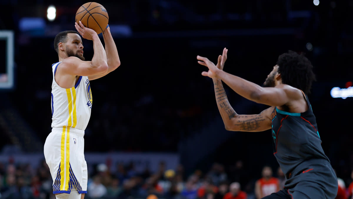 Read more about the article When Steph could become first to reach eye-popping 3-point milestone