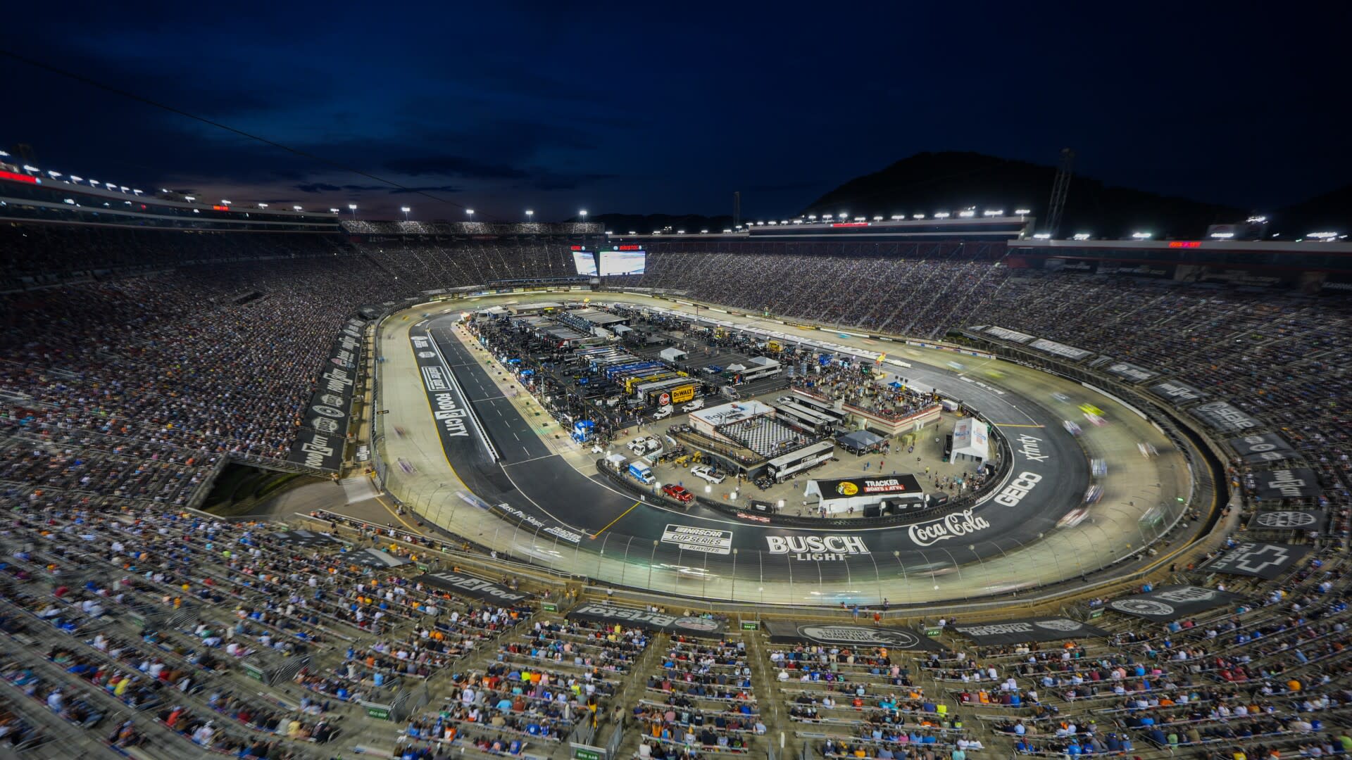 Read more about the article Winners, losers from NASCAR weekend at Bristol