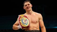 Read more about the article Billam-Smith to face Ramirez in unification bout