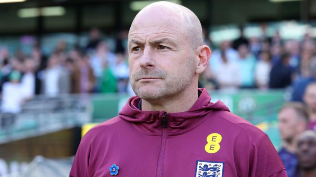 Read more about the article ‘A tracksuit manager’ – three things from Carsley’s England bow