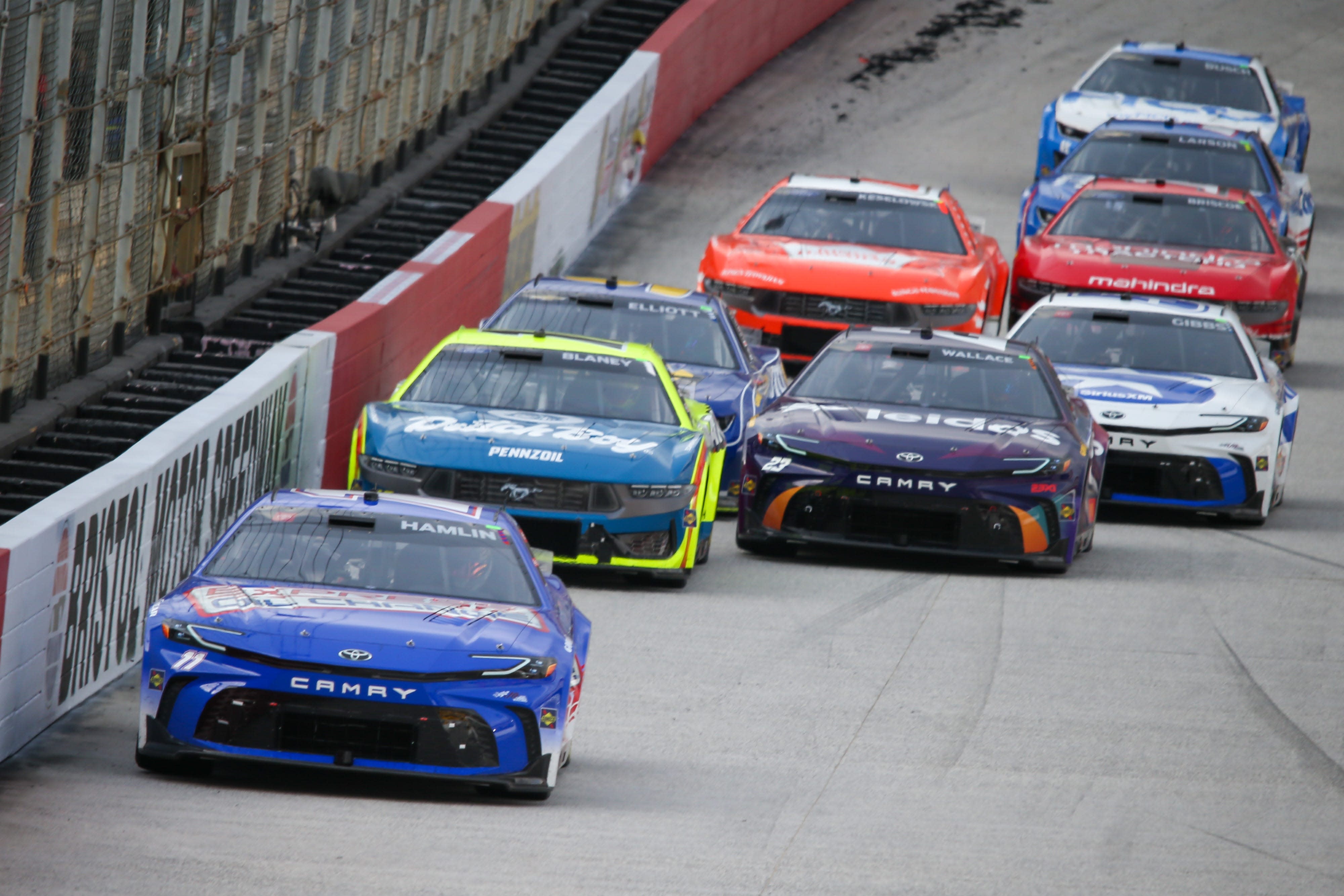 Read more about the article NASCAR Bristol predictions 2024: Expert picks for Cup Series race