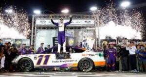 Read more about the article Analysis: Denny Hamlin’s first Cup Series championship rides on a coin flip