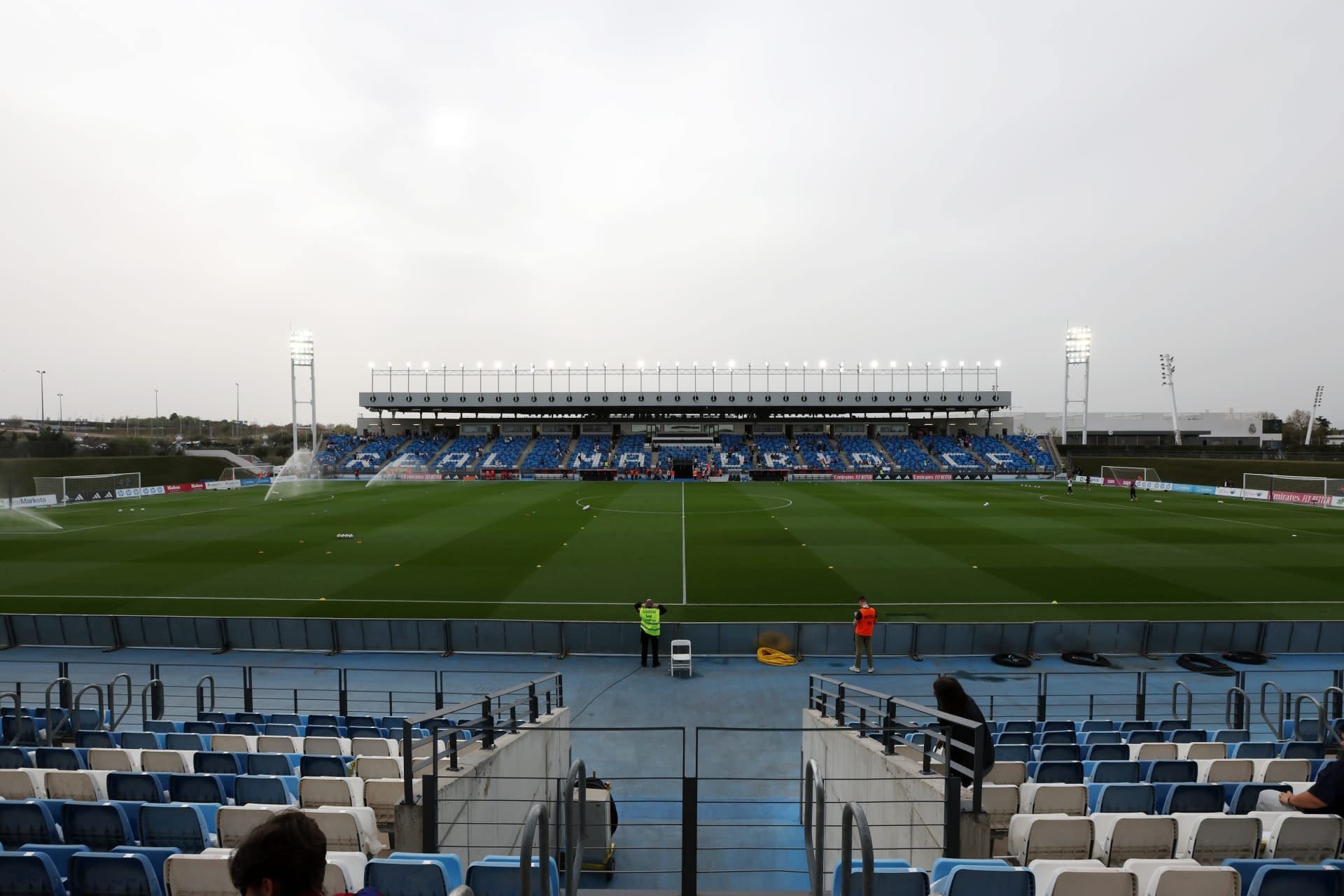 You are currently viewing Real Madrid forced to temporarily close training ground stadium due to fungus problem