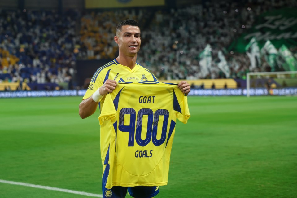 Read more about the article Cristiano Ronaldo struck fear into Al Nassr teammates over diet and it made them avoid one thing