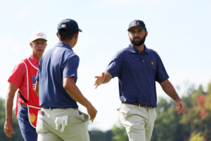 Read more about the article 2024 Presidents Cup: United States retakes momentum in early Saturday session