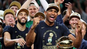 Read more about the article Al Horford receives Dominican Republic’s highest honor from president