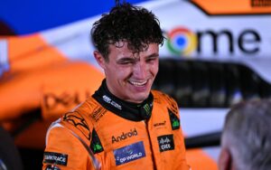 Read more about the article Lando Norris dominates Singapore GP to cut Max Verstappen’s championship lead