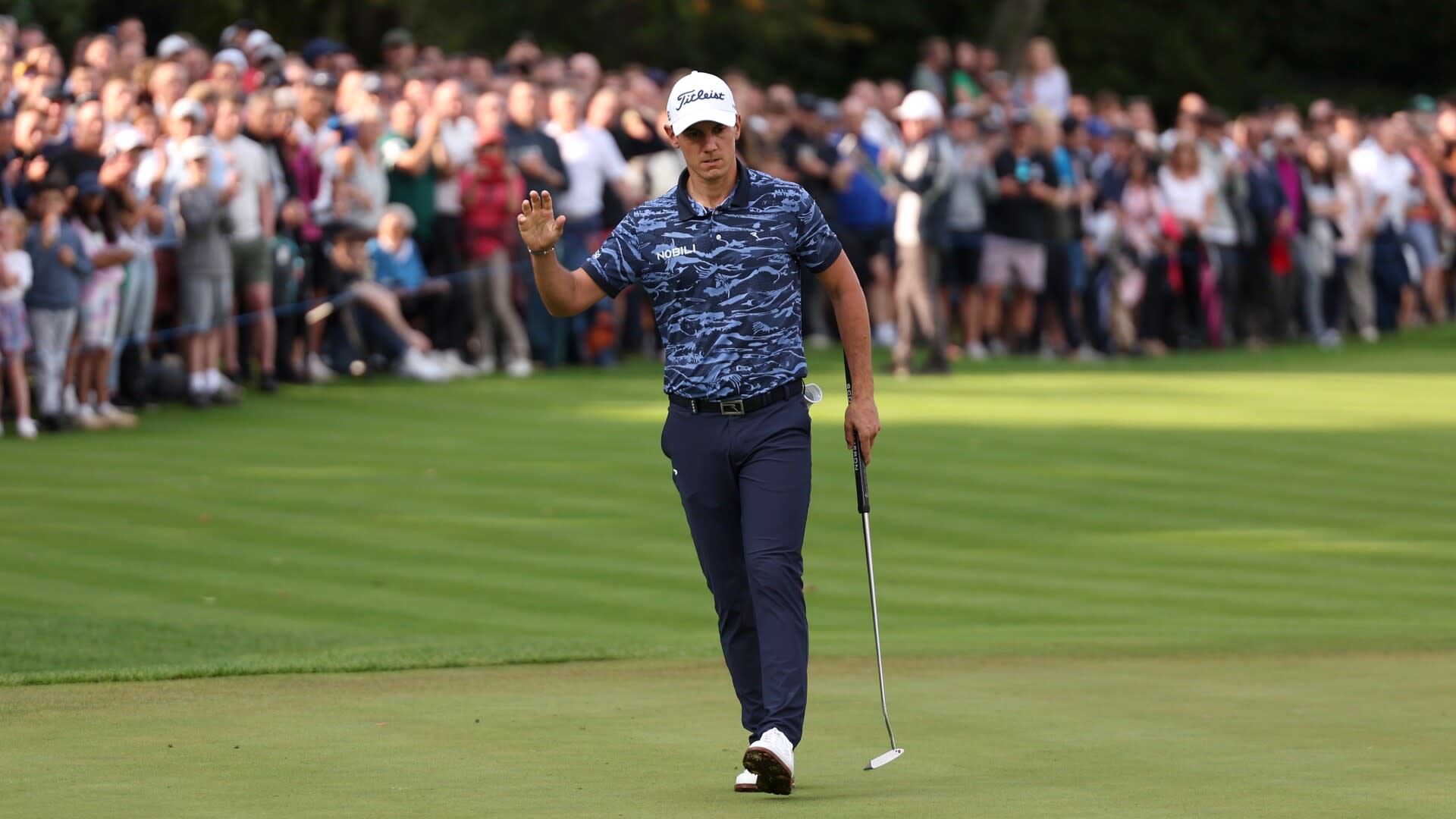 You are currently viewing Matteo Manassero leads BMW PGA 11 years after winning as prodigy