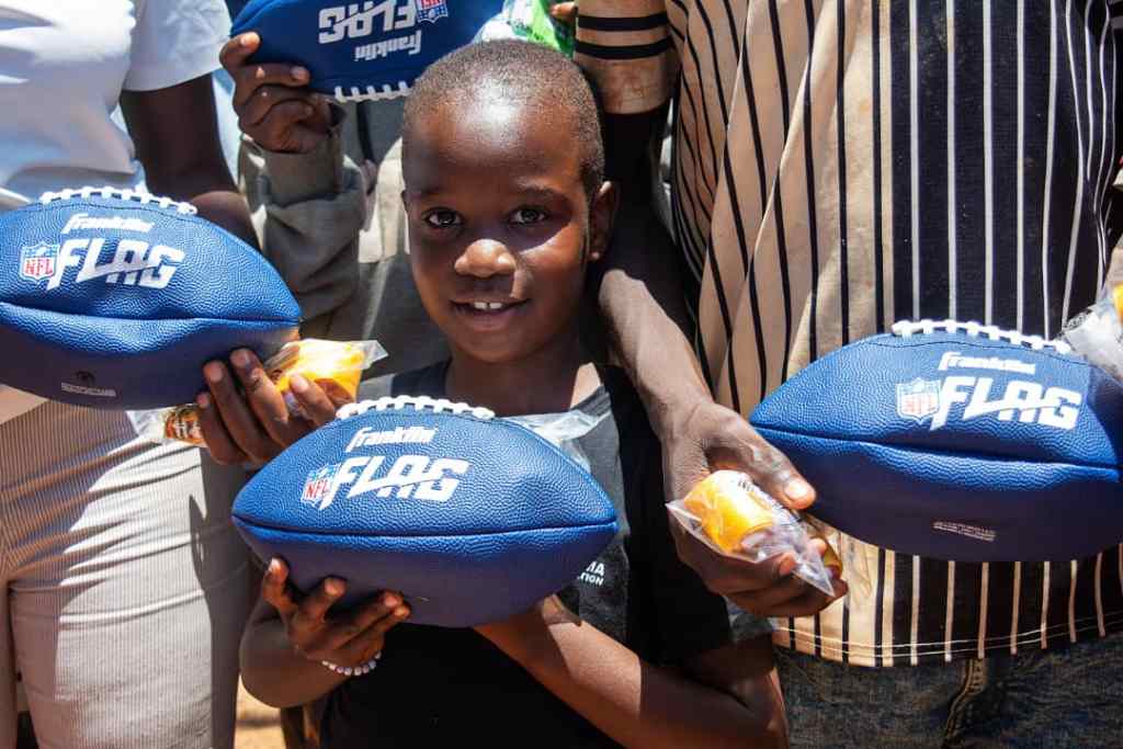 You are currently viewing NFL USA donates sports gear to The Aliguma Foundation | American Football