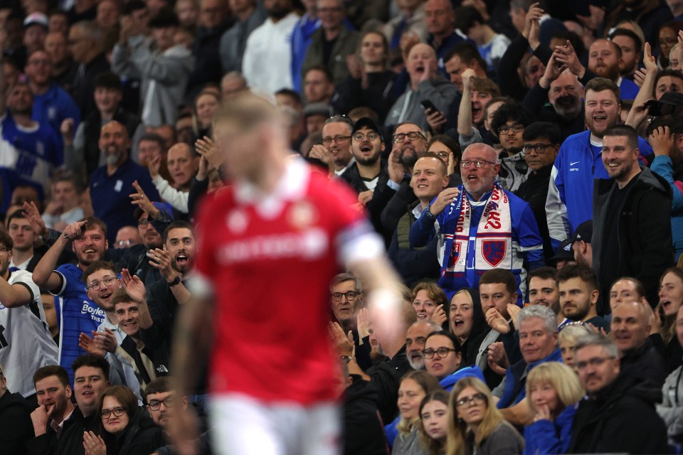 You are currently viewing Wrexham star James McLean fires ‘warm up’ warning to Tom Brady and Birmingham