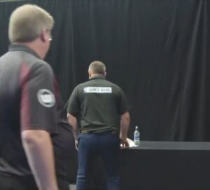 Read more about the article ‘Smells like b******t’ – James Wade explains himself after fans heard loud fart after darts match