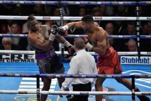 Read more about the article Dillian Whyte warns Daniel Dubois he must stay ‘wary’ of Anthony Joshua or he will ‘go to sleep’