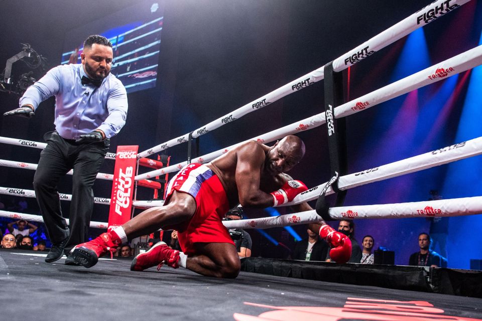 Read more about the article Evander Holyfield’s last fight serves as serious warning for Mike Tyson ahead of Jake Paul clash