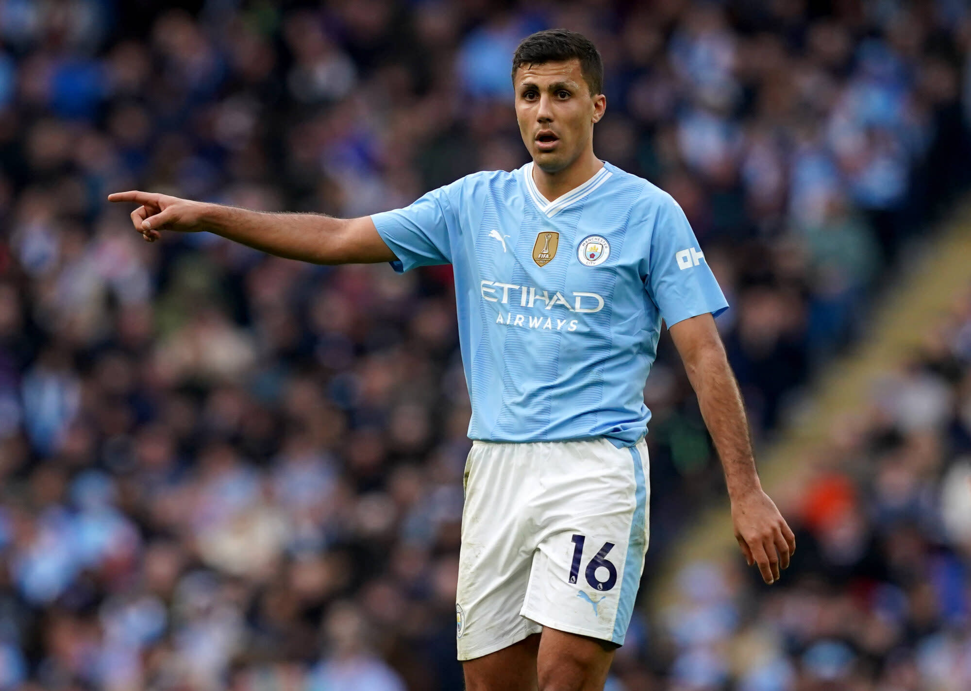 You are currently viewing Rodri move to Real Madrid could SCUPPER Liverpool transfer