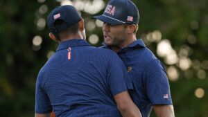 Read more about the article U.S. controlling closing holes and drawing closer to another Presidents Cup win