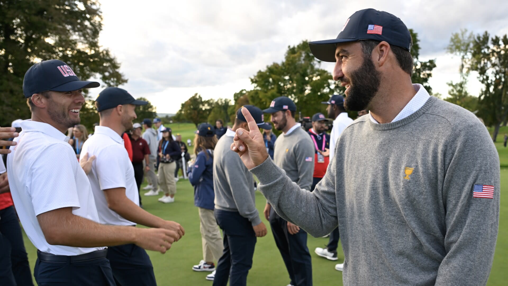 You are currently viewing Tom Kim brings the sound, Scottie Scheffler and U.S. deliver the fury at Presidents Cup