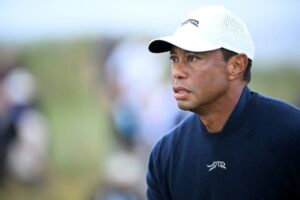 Read more about the article Golf superstar Woods undergoes new back surgery