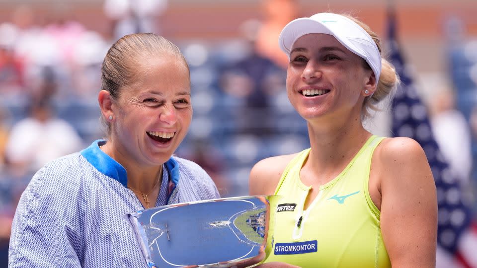 Read more about the article This tennis player was supposed to be at her wedding. But winning the US Open women’s doubles title changed her plans