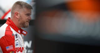 You are currently viewing Justin Allgaier embarks on another Xfinity Series championship fight