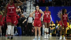 Read more about the article Caitlin Clark responds with 25 points but it’s not enough, Sun eliminate Fever with 87-81 win