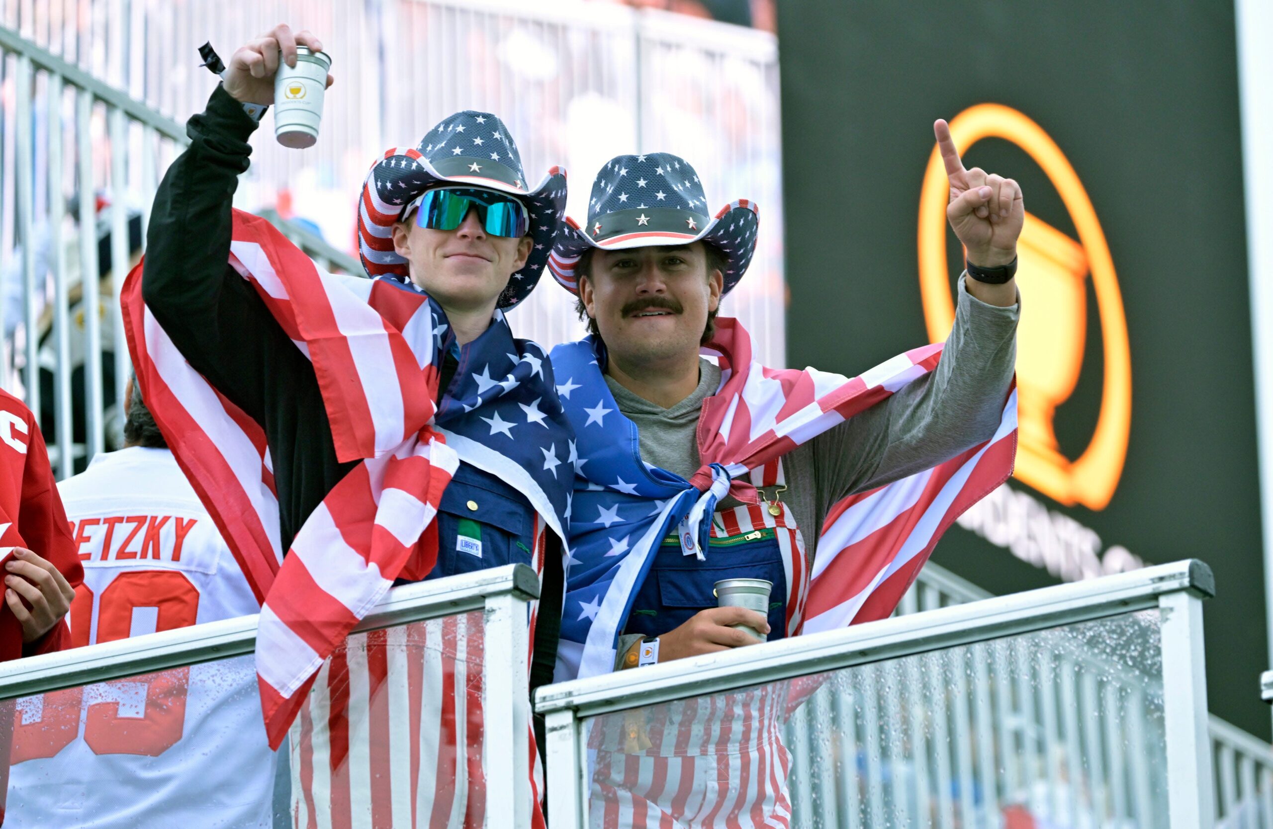 You are currently viewing US sweeps first day at Presidents Cup