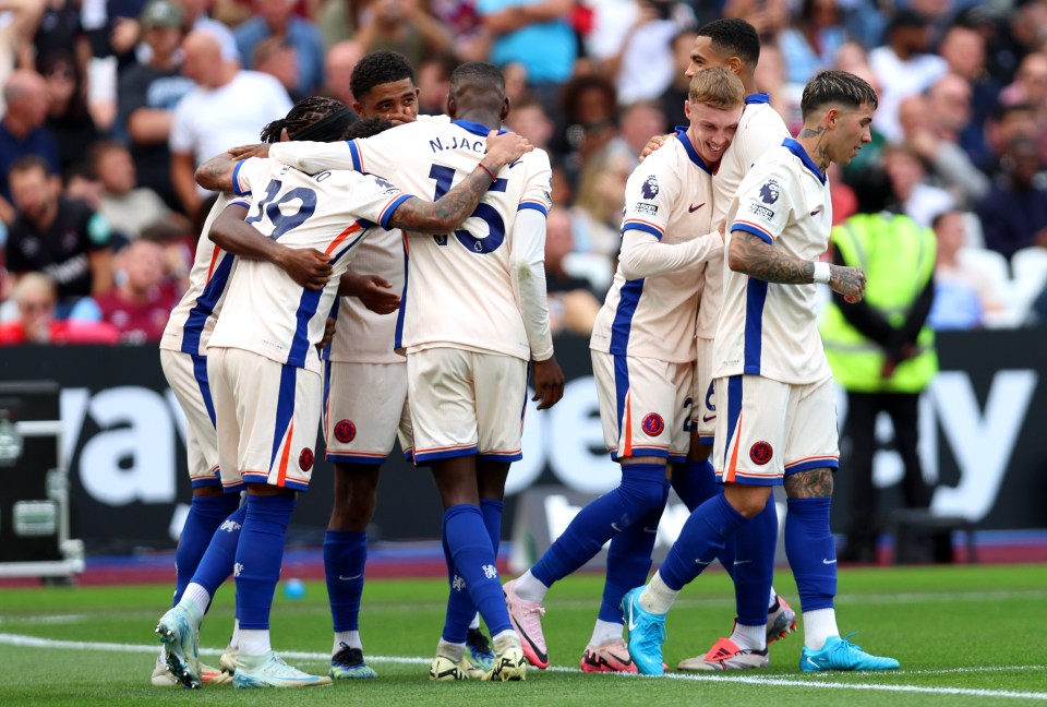 You are currently viewing Chelsea vs Barrow LIVE commentary: Blues enter cup against ‘dangerous’ League Two opposition – kick-off time, team news and talkSPORT coverage