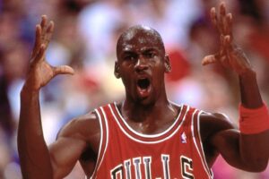 Read more about the article ‘All straight vodka’ – Michael Jordan teammate recalls MJ’s hardcore summer workouts that included strict drinking rule and  16-year-old LeBron James