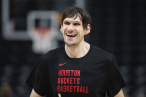 Read more about the article Fan favorite Boban Marjanović reportedly leaving NBA to play in Turkey