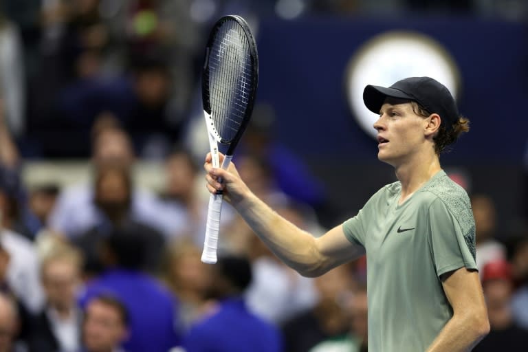 You are currently viewing Sinner defeats Medvedev to reach first US Open semi-final