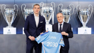 Read more about the article Official: Real Madrid star Andriy Lunin signs new contract until 2030